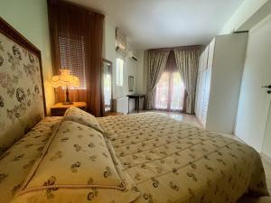 Rafkos Mansion with Private Pool and Amazing View