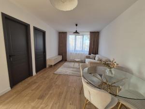 2 Bedroom apartment Cluj Napoca Untold & Electric Castle