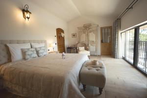 B&B / Chambres d'hotes Domaine Chateau du Bois Provence : photos des chambres