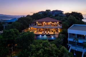 Baan Phuttarak Villa - 4BR Private Sea View