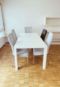 Large Flat, Downtown Center next to Zurich HB Main Station Muller - Self Checkin