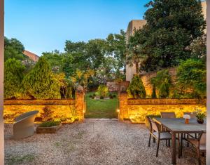 Domus Carla with Garden R&R