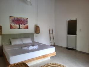 Ahangama Entire 3 Bedroom Villa with Pool near Kabalana Beach