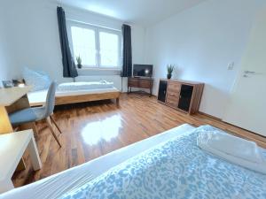 V Apartment 4 Personen - Monteurzimmer - Ferienwohnung - Dingolfing