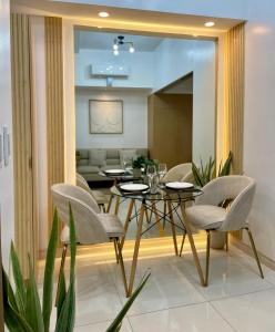 Cozy place across Mitsukoshi Mall