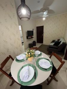 Canto do Forte - 1dorm - ate 6 Hospedes, recém reformado próximo a Av Gastronômica de melhores bares e restaurantes com musica ao vivo