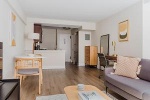 Blueground Lenox Hill rooftop nr Central Park NYC-1675