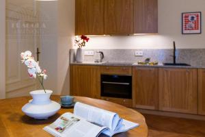 Le Jardin - Elegant Suites by Fragola Collection