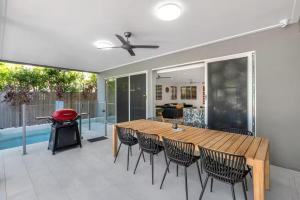 Sandveil at Trinity Beach