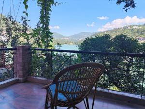 Joeys by the Lakeside, Bhimtal