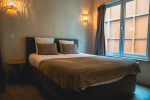 Japandi Lofts - 2 Bedrooms at old city of Antwerp