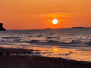 Maisons de vacances Les heures tranquilles - Vue mer - 50m de la plage : photos des chambres