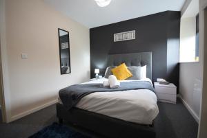 Sandringham Ground Floor Apt Dbl Bed & Parking