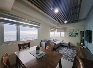 2-BR Condo at the heart of the city