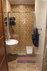 Seaview Penthouse with Hidden Beach