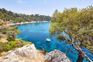 Appartements Miroball - Saint Jean du Var - Spacieux : photos des chambres