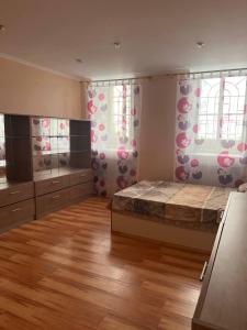 Квартира поруч з ЖД вокзалом 5 спальних місць