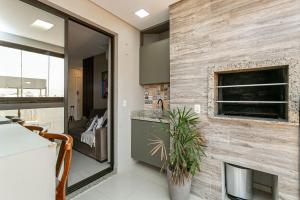 Apto Moderno c Churrasqueira UR1615