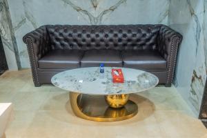 Hotel The Royal Nest