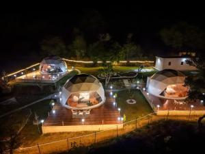 SaffronStays Aquadome Celeste