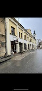 Vino hostel single room with private bathroom