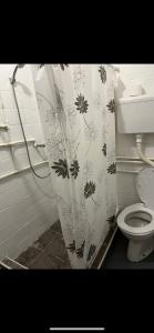 Vino hostel single room with private bathroom