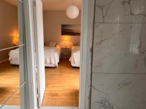 Casa Dísa - Apartments A Boutique Guesthouse in Reykjavik City`s Central Park and Botanical Garden in Laugardalur, Hot-Spring-Valley