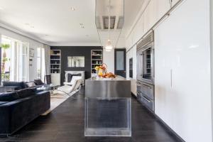 Prestige & Comfort Facing the Palais des Festivals