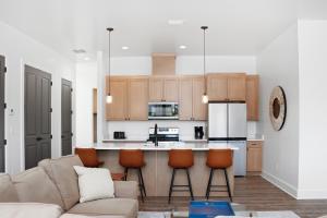 Highball Heaven by Pristine Properties Vacation Rentals