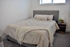 Entire New Built - Spacious 3-bedroom Suite.