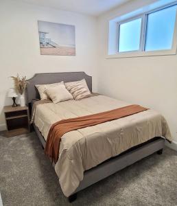 Entire New Built - Spacious 3-bedroom Suite.
