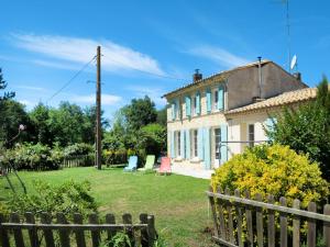 Maisons de vacances Holiday Home Poumeyrette by Interhome : photos des chambres