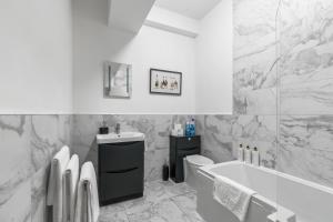 Clarence Square 2 Bedroom Central