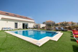 Villa Zarita Wonderful 6 Bedroom Villa