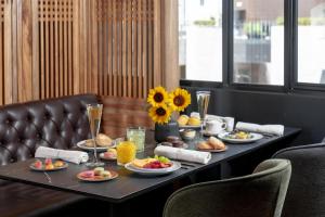 NH Collection Santiago Casacostanera