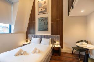 Spacious Mezzanine Studio in Central Hastings