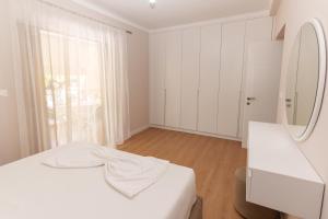 Dion Apartment