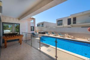 Villa Ruana - 5 bedrooms on Suite- Free out door Hot Jacuzzi - By Bedzy