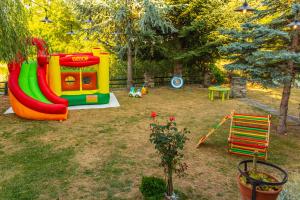 Дедовата Къща