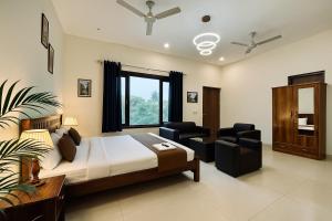 The White Scent-Near Noida Sector 34 Metro-Managed by Oxygen