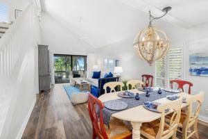 Ventura Captiva 2B condo