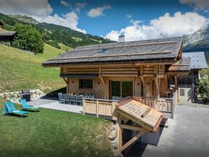 Chalet Julero - OVO Network