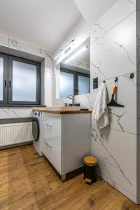 Giewont View Apartamenty z widokiem Seven & Sauna - Grunwaldzka Krupówki Centrum by RentiloPL
