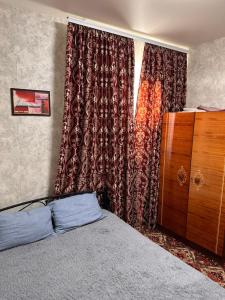 1 кімнатна біля центра міста