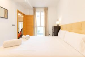 Arrayan Central Suite by Valcambre