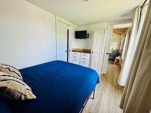 Charming Tiny Home Getaway with Pool and Hot Tub