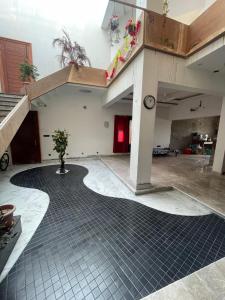 Comfort in the city of temples