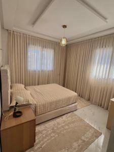 New 3 bedrooms apartment steps away from bus station