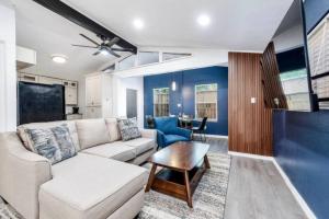 Cozy Cute Home 2BD and 1BR