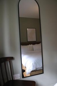 Modern 1 Bed - Free Parking - Long Stay Ready